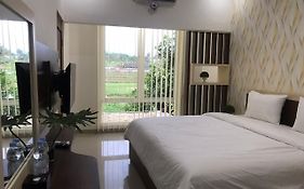 RedDoorz Syariah at Omah Sawah